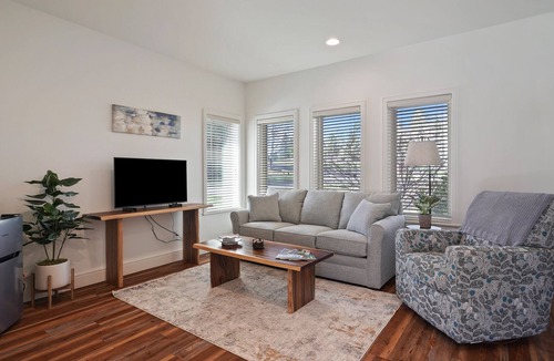 Broken Top Condo | Broken Top Gated Community, Quiet and Peaceful