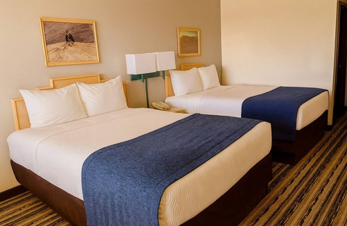 Window Rock Hotel | Budget-Friendly! Free Breakfast, Pets Allowed, Near Gallup Cultural Center