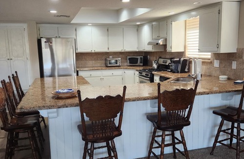 Holiday Shores House | Bullhead City, Waterfront Snowbird Special. Recently renovated.