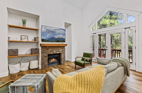 Ponderosa Trails House | Bunk-Bed House Nestled in the Trees