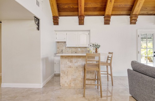 Temecula Villa | Burgundy by AvantStay | Basketball Crt, Pool, Hot Tub, Outdoor Kitchen!