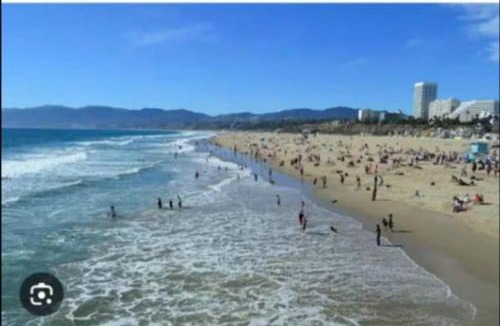 Downtown Apartment | By The Coast Living in Santa Monica Pier Promenade