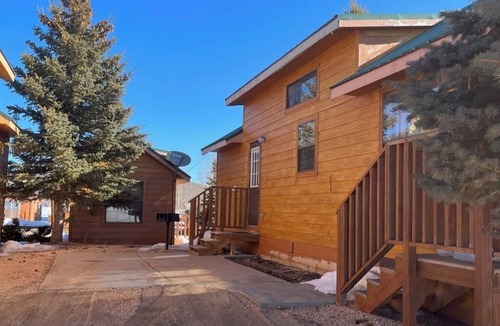 Mammoth Creek Cabin | Cabins by Panguitch Lake: Where Rustic Charm Meets Amazing Fishing!