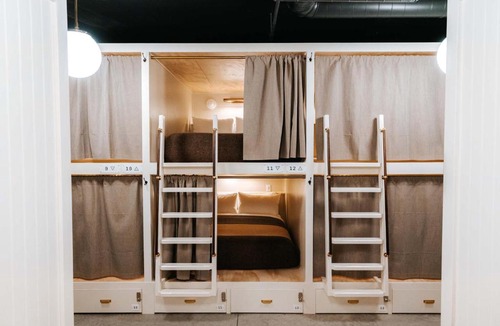 Jackson Hostel | Cache House