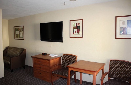 Cajon Junction Hotel | Cajon Pass Inn