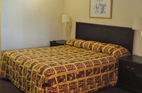 Calexico Hotel | California Suites Motel