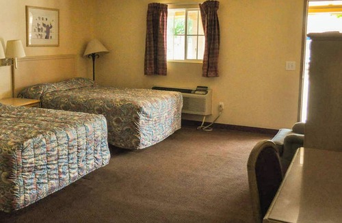 Calexico Hotel | California Suites Motel