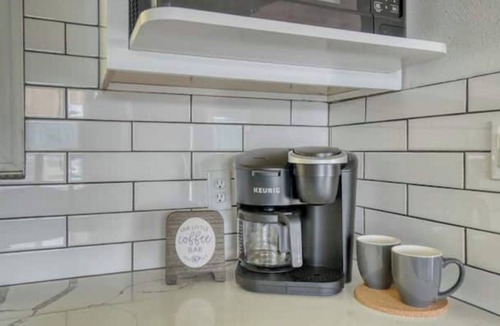 Hoodsport House | CanalFront Haven with Gorgeous Waterview, Hot Tub and EV Charger