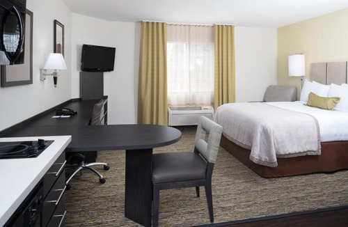 Olympia Hotel | Candlewood Suites Olympia - Lacey by IHG