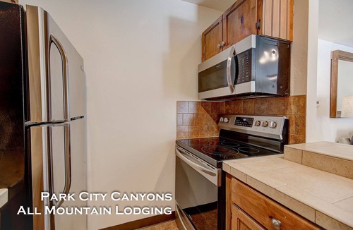 South Snyderville Basin Condo | Canyons View 19: 2 bedroom 2 bathroom walk to the Cabriolet lift