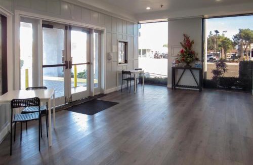 Anaheim Resort Hotel | Capri Suites Anaheim