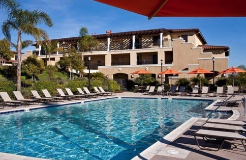 Carlsbad Condo | Carlsbad | Elegant Beach Retreat | Pool + Ocean