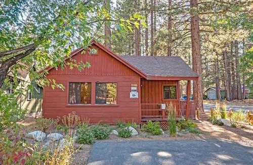 Sierra Tract House | Carson Avenue Holiday home