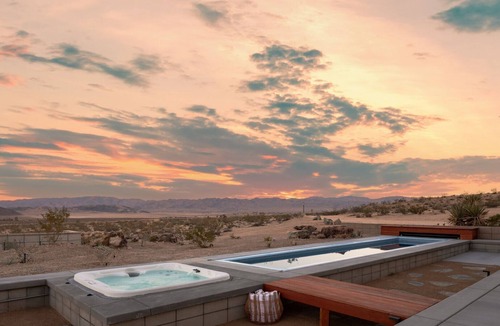 Joshua Tree House | Casa Azzurra by Fieldtrip - Architectural Retreat w/Pool, Spa, & Pickleball
