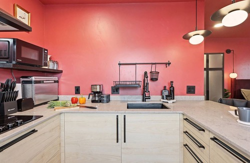 Mt. Hood - Columbia River Gorge Apartment | Casa Flamingo - Basecamp for Gorge Adventures