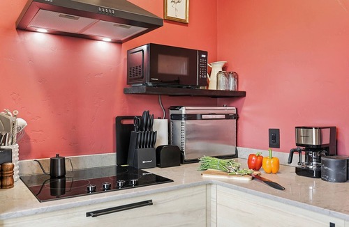 Mt. Hood - Columbia River Gorge Apartment | Casa Flamingo - Basecamp for Gorge Adventures