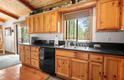Castle Glen Estates House | Castle Glen | Hot Tub | Game Room | Fire Pit | 10