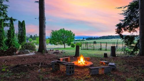 Freeland House | Cedar Sound by AvantStay