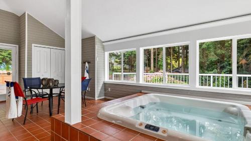 Freeland House | Cedar Sound by AvantStay