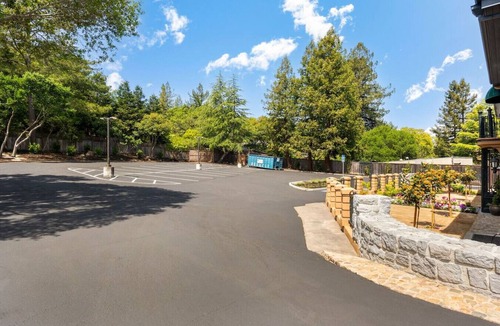 Santa Rosa Apartment | Celebrate Spring in Sonoma, 1BR Queen