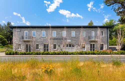 Santa Rosa Apartment | Celebrate Spring in Sonoma, 1BR Queen
