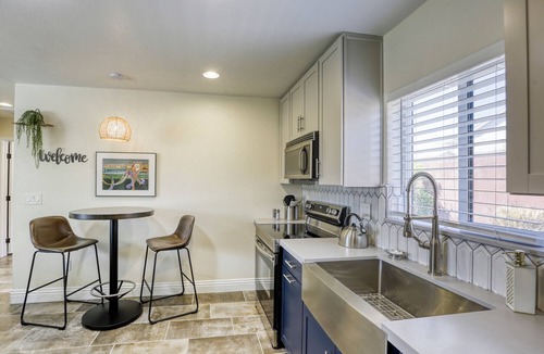 Centennial Hills House | Centennial Hills Luxury Guesthouse In Northwest Las Vegas