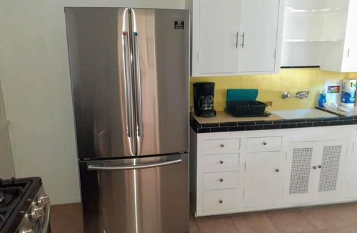 Hillcrest Apartment | Centrally Located 2/1Apt| Hillcrest SD