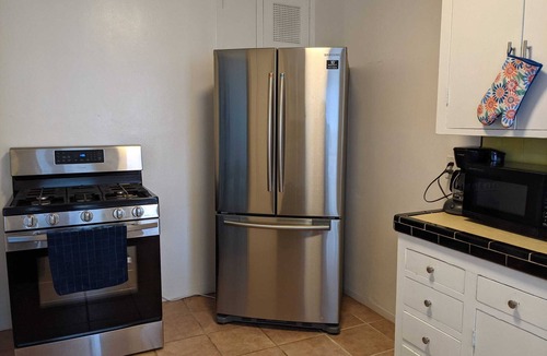 Hillcrest Apartment | Centrally Located 2/1Apt| Hillcrest SD