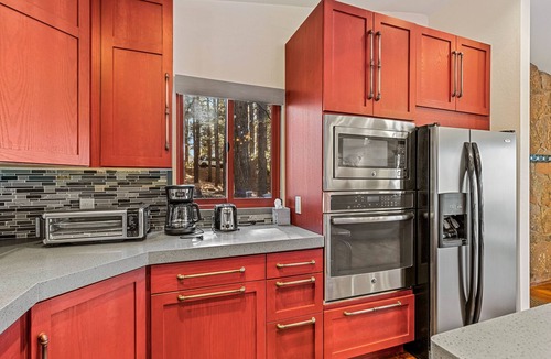 Kachina Village House | Chaco Trail | 2BR/2BA | | Spend Spring in Flagstaff!