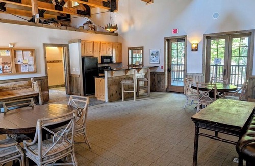 Government Camp Ski Chalet | Chalet 114 at the Official Collins Lake Resort
