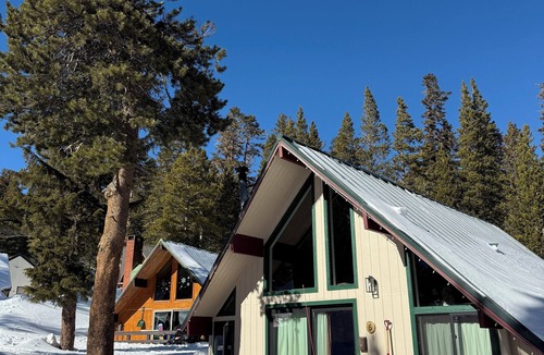 Mammoth Lakes Ski Chalet | Chalet #6, Charming Cabin Perfect Location steps t