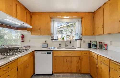 University Place House | Chambers Bay Golf House in University Place, WA