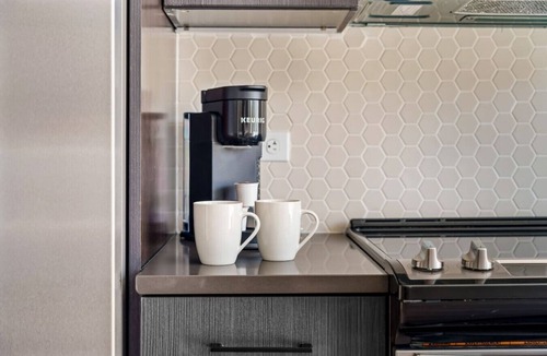 Channel District Apartment | Channelside Studio: Perfect for Work Trips! DT