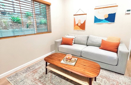 Rancho Penasquitos House | Charming 1-bedroom guest home in fabulous San Diego with outdoor space, AC, WiFi