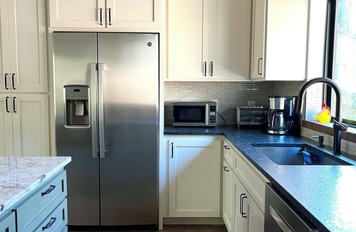 Hayden Cottage | Charming 2-bedroom cottage sourrounded by trees in Hayden with AC, WiFi!