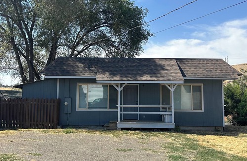Pendleton House | Charming 2-bedroom house with WiFi, AC in fabulous Pendleton