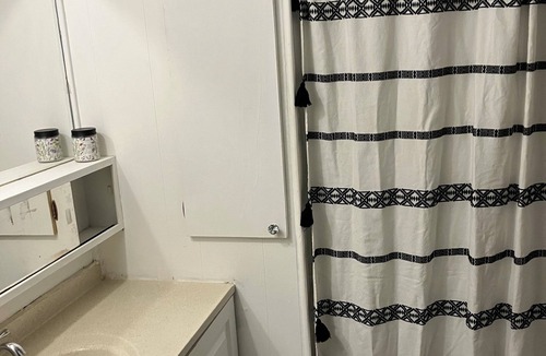 Heppner House | Charming 2-bedroom house in serene Heppner with AC, WiFi