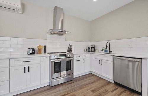 Manito House | Charming 2-bedroom house in enchanting Spokane with AC, WiFi