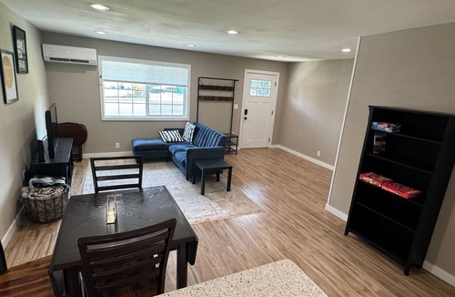 Kennewick House | Charming 3 bedroom house with AC, WiFi in Kennewick