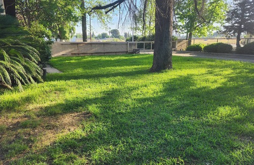 Bakersfield House | Charming 3-bedroom ranch house with AC in Bakersfield