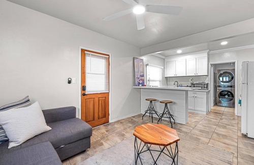 Hermosa Beach Apartment | Charming Beachside Apt with Laundry, Steps to Shore!
