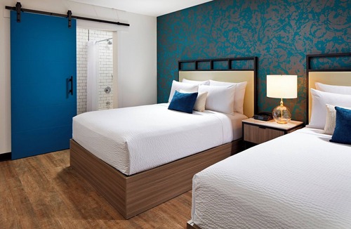 Beach Barber Tract Hotel | Charming Coastal Suite in Prime La Jolla Location | Free Parking