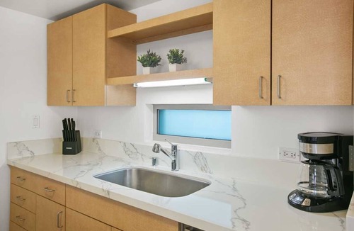 Downtown San Diego Condo | Charming Condo in Little Italy