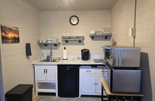 Kingston Cottage | Charming cottage in Kingston perfect for a relaxing getaway.