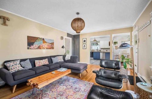 Sunnyside House | Charming Home in Inner Southeast Portland