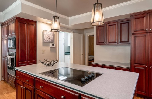 Eugene House | Charming home with pet-friendly garden space and new hot tub!