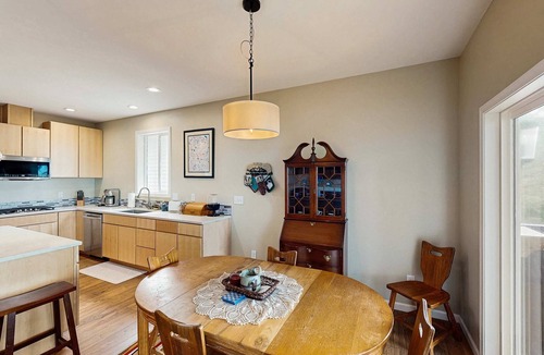 Tolovana Park House | Charming home with ocean views, patio, BBQ grill, WiFi, W&D, walk to beach