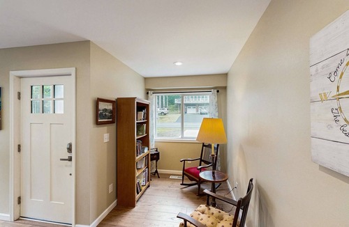 Tolovana Park House | Charming home with ocean views, patio, BBQ grill, WiFi, W&D, walk to beach