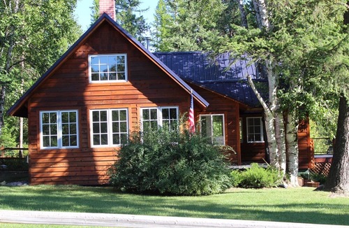 Whitefish Cottage | Charming Private 2 bedroom plus Bunk house in Whitefish