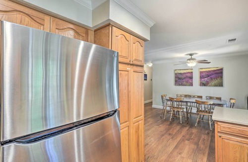 Lakehead-Lakeshore Cottage | Charming Shasta Lake Retreat: Boat, Hike & Fish!